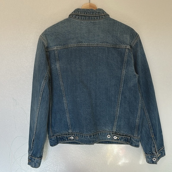 Anthropologie women’s jean jacket. Like new! - Picture 2 of 9
